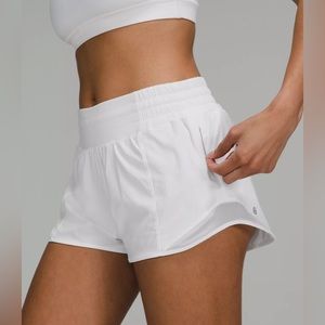 LULULEMON SIZE 10 HOTTY HOT SHORTS